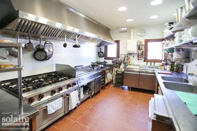 3 bedroom Townhouse for sale in Altea with garage - € 780,000 (Ref: 9076103)
