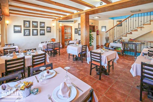 3 bedroom Townhouse for sale in Altea with garage - € 780,000 (Ref: 9076103)