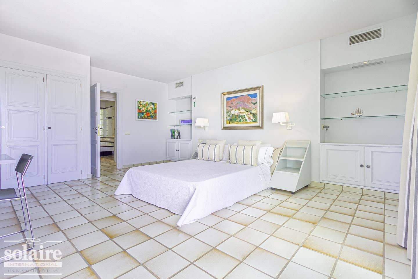 7 bedroom Villa for sale in Altea with pool garage - € 2,100,000 (Ref: 9337566)