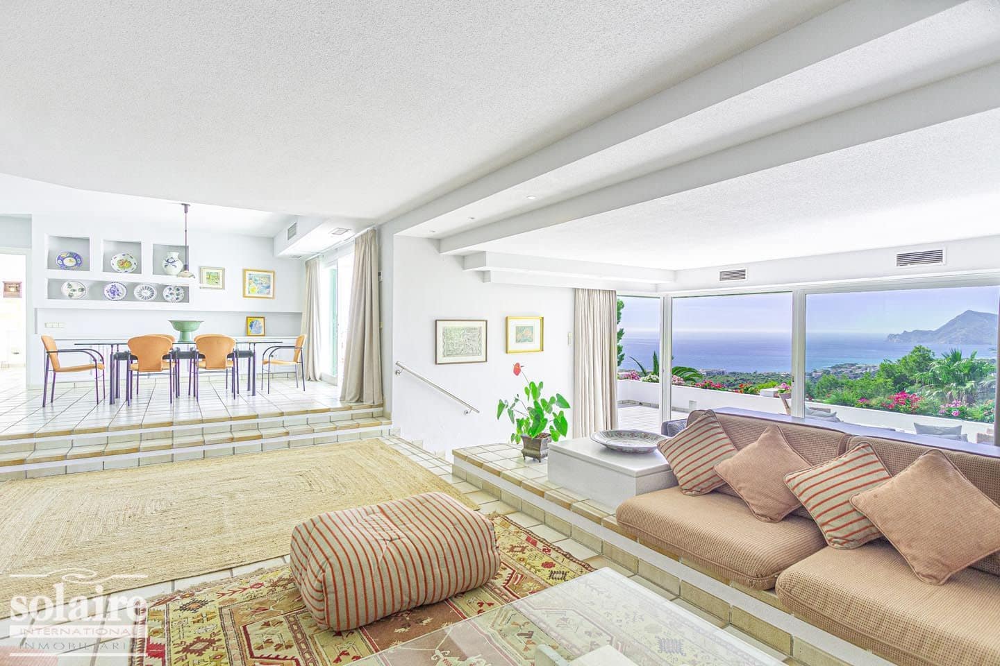 7 bedroom Villa for sale in Altea with pool garage - € 2,100,000 (Ref: 9337566)