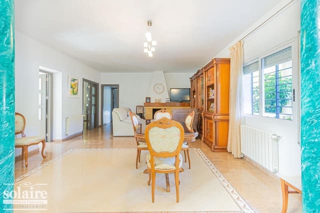 4 chambre Villa/Maison à vendre à Alfaz del Pi / L'Alfàs del Pi avec piscine garage - 480 000 € (Ref: 9426933)