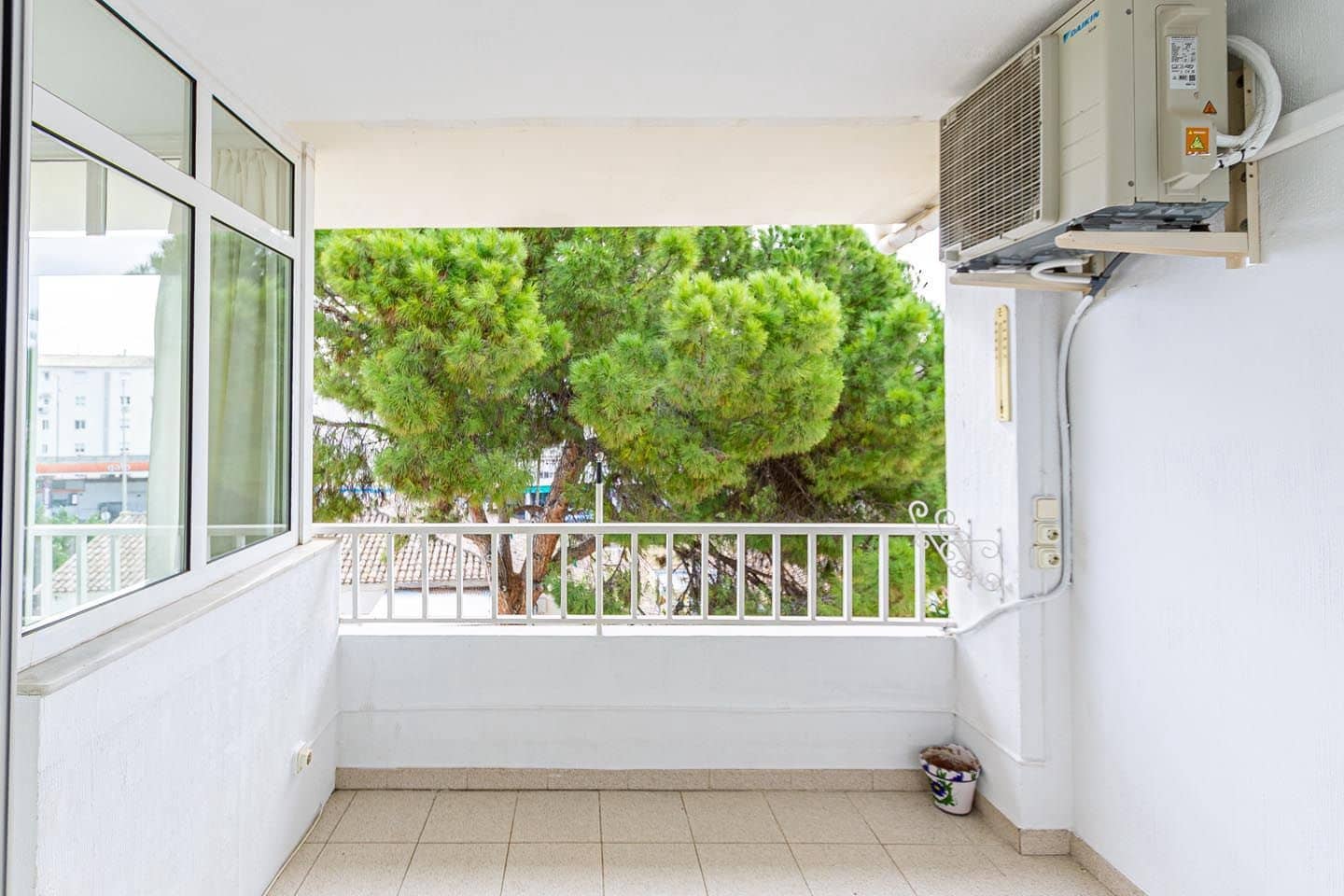 2 bedroom Apartment for rent in Altea with pool garage - € 950 (Ref: 9625369)