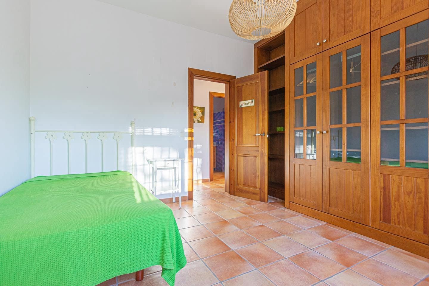 4 bedroom Villa for rent in Altea with pool garage - € 2,500 (Ref: 9637187)