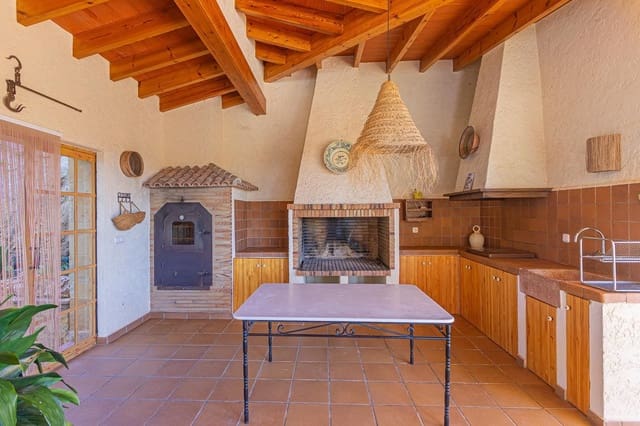 4 Zimmer Villa zu vermieten in Altea mit Pool Garage - 2.500 € (Ref: 9637187)