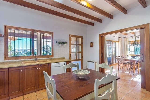 4 Zimmer Villa zu vermieten in Altea mit Pool Garage - 2.500 € (Ref: 9637187)