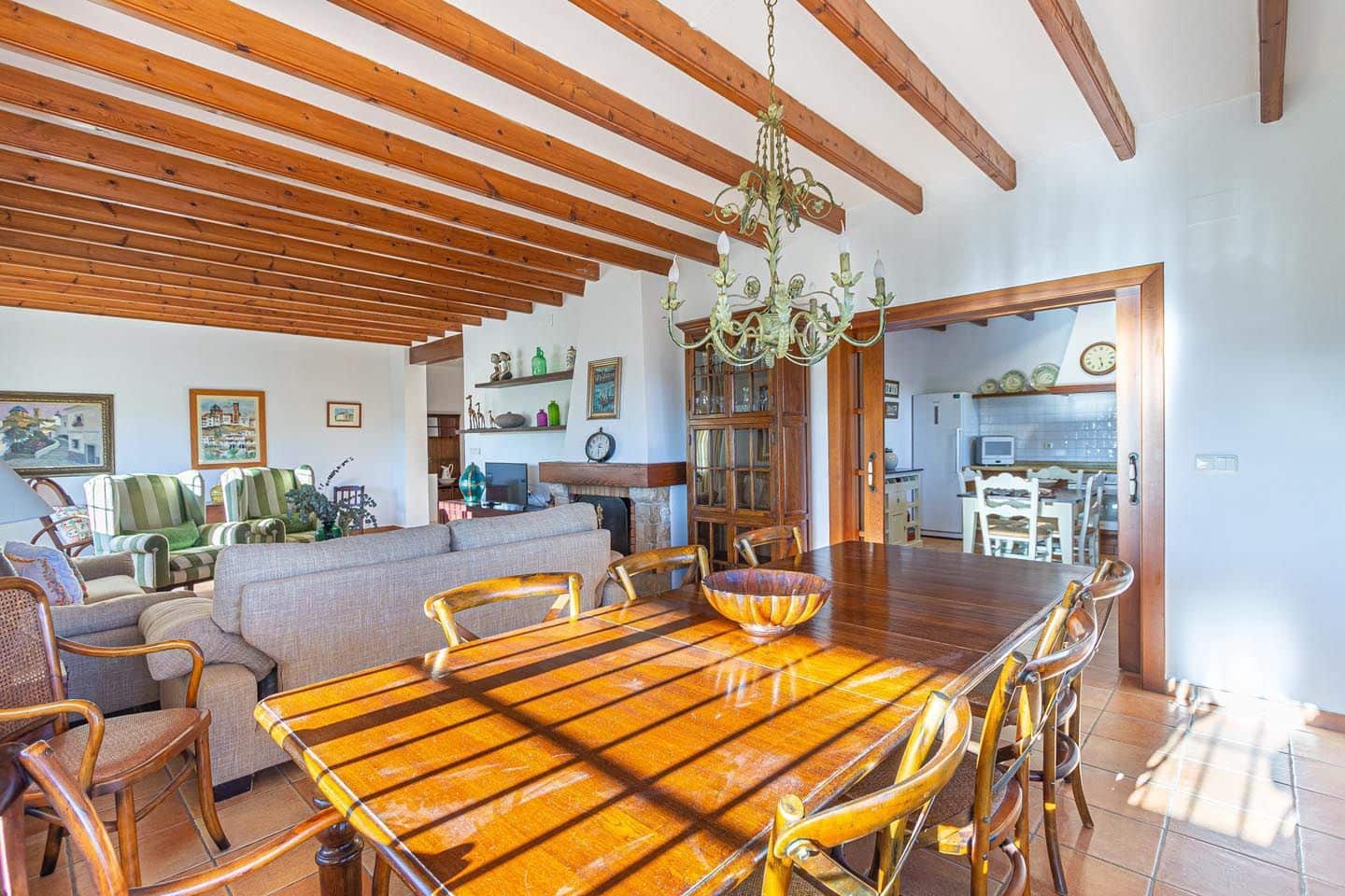 4 bedroom Villa for rent in Altea with pool garage - € 2,500 (Ref: 9637187)