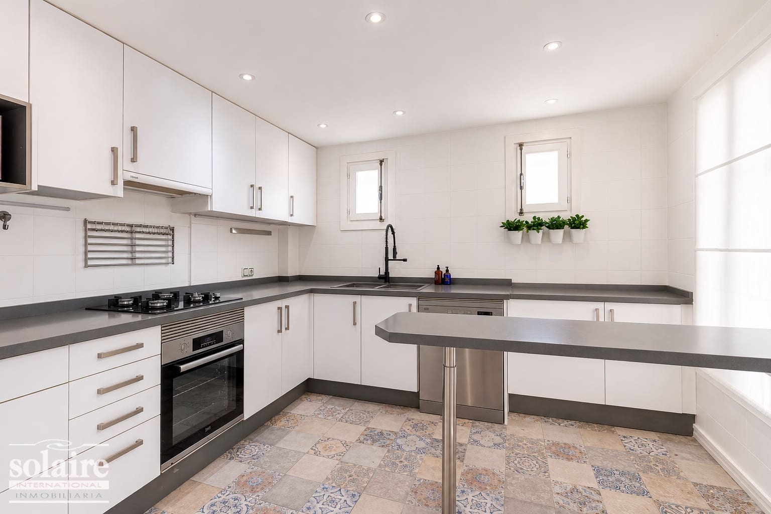 3 Zimmer Villa zu verkaufen in Finestrat mit Pool Garage - 650.000 € (Ref: 9806180)