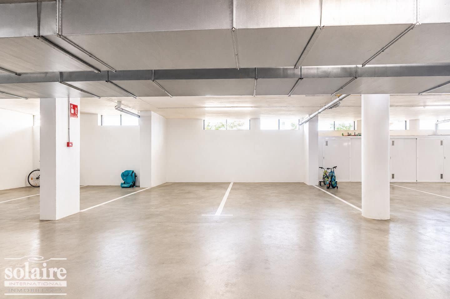 Appartement de 2 chambres à louer à Altea avec piscine garage - 1 800 € (Ref: 9999541)