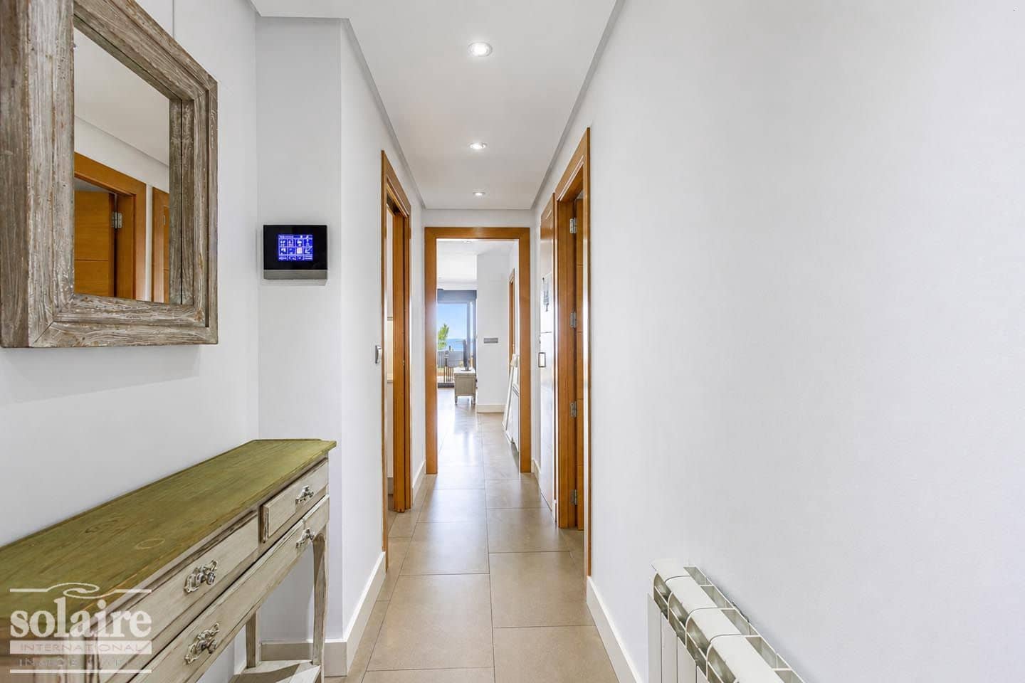 Appartement de 2 chambres à louer à Altea avec piscine garage - 1 800 € (Ref: 9999541)