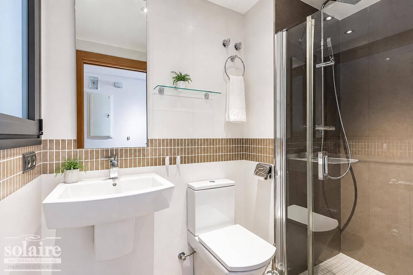 Appartement de 2 chambres à louer à Altea avec piscine garage - 1 800 € (Ref: 9999541)