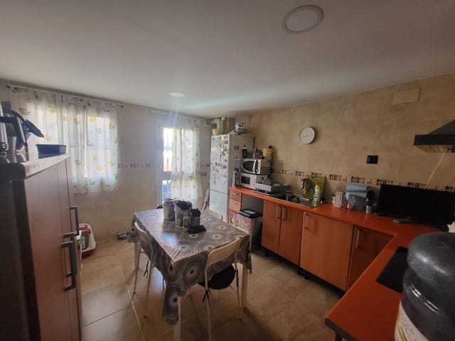 3 sypialnia Dom szeregowy na sprzedaż w Miasto Málaga - 295 000 € (Ref: 10003758)