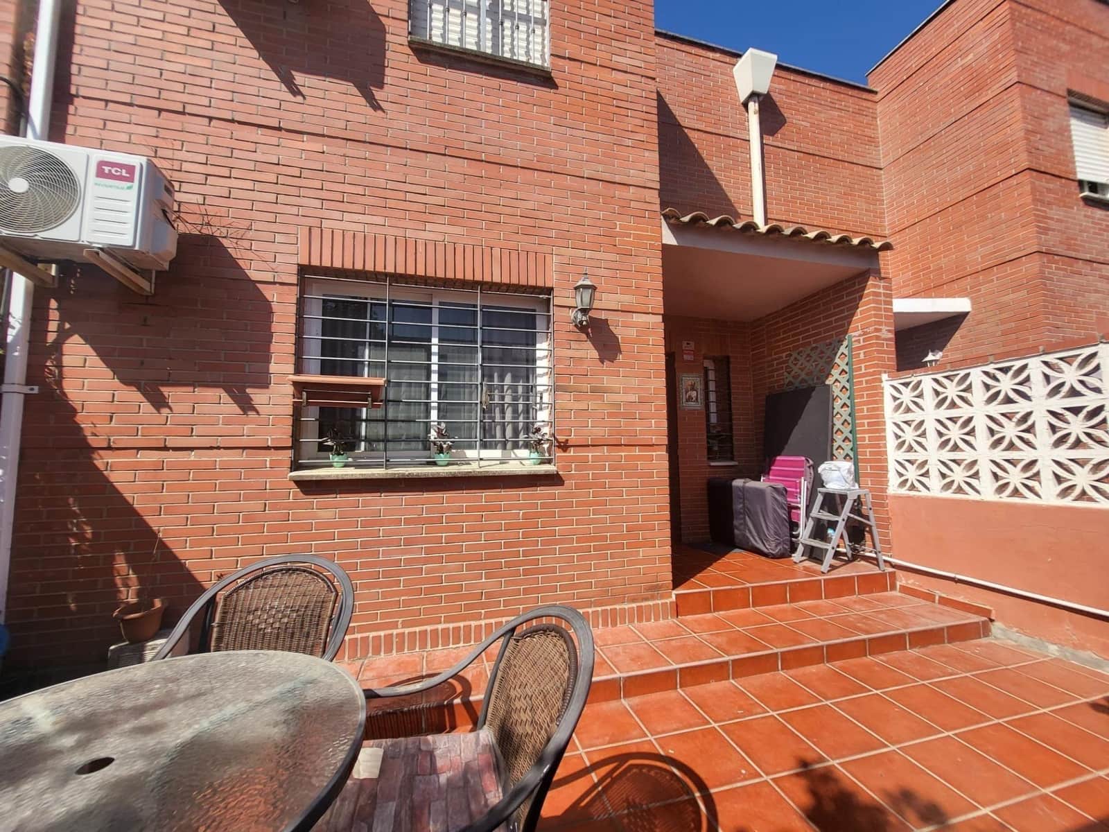 3 sypialnia Dom szeregowy na sprzedaż w Miasto Malaga - 295 000 € (Ref: 10003758)