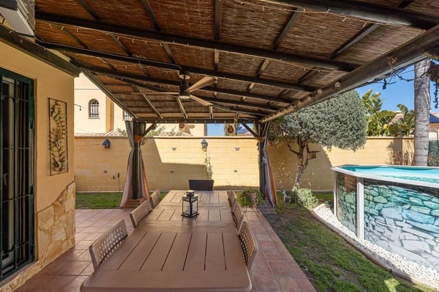 6 Zimmer Doppelhaus zu verkaufen in Pinos de Alhaurin, Alhaurín de la Torre mit Pool - 614.000 € (Ref: 10032139)