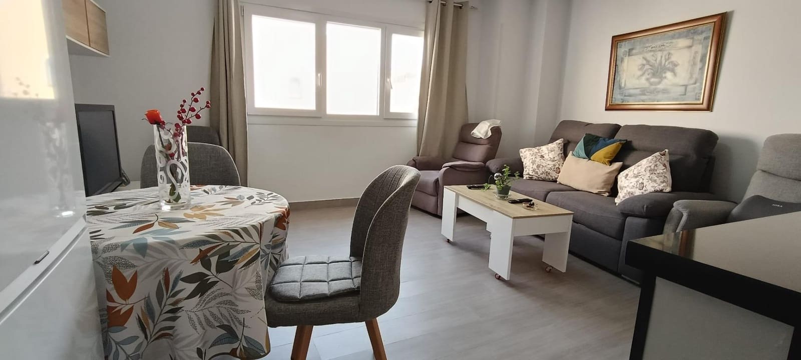 1 bedroom Flat for sale in Torre de Benagalbon with garage - € 265,000 (Ref: 10055416)
