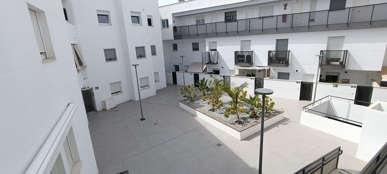 1 bedroom Flat for sale in Torre de Benagalbon with garage - € 265,000 (Ref: 10055416)