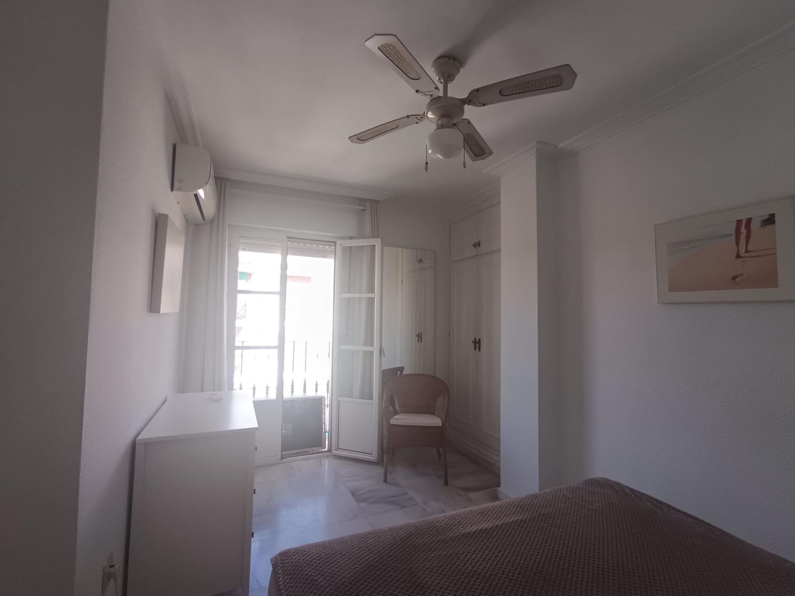 2 bedroom Flat for sale in Malaga city - € 330,000 (Ref: 10078469)