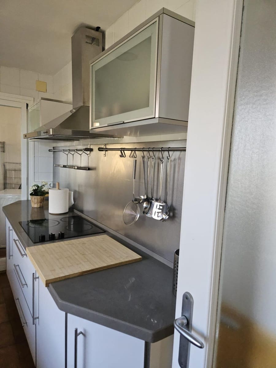 Appartement de 2 chambres à louer à Rincon de la Victoria avec piscine garage - 1 200 € (Ref: 10142460)