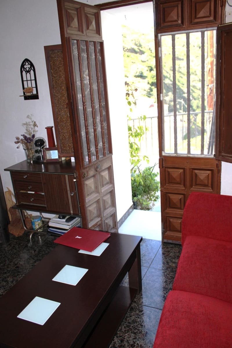 3 bedroom Townhouse for sale in Canillas de Aceituno - € 99,500 (Ref: 10148886)