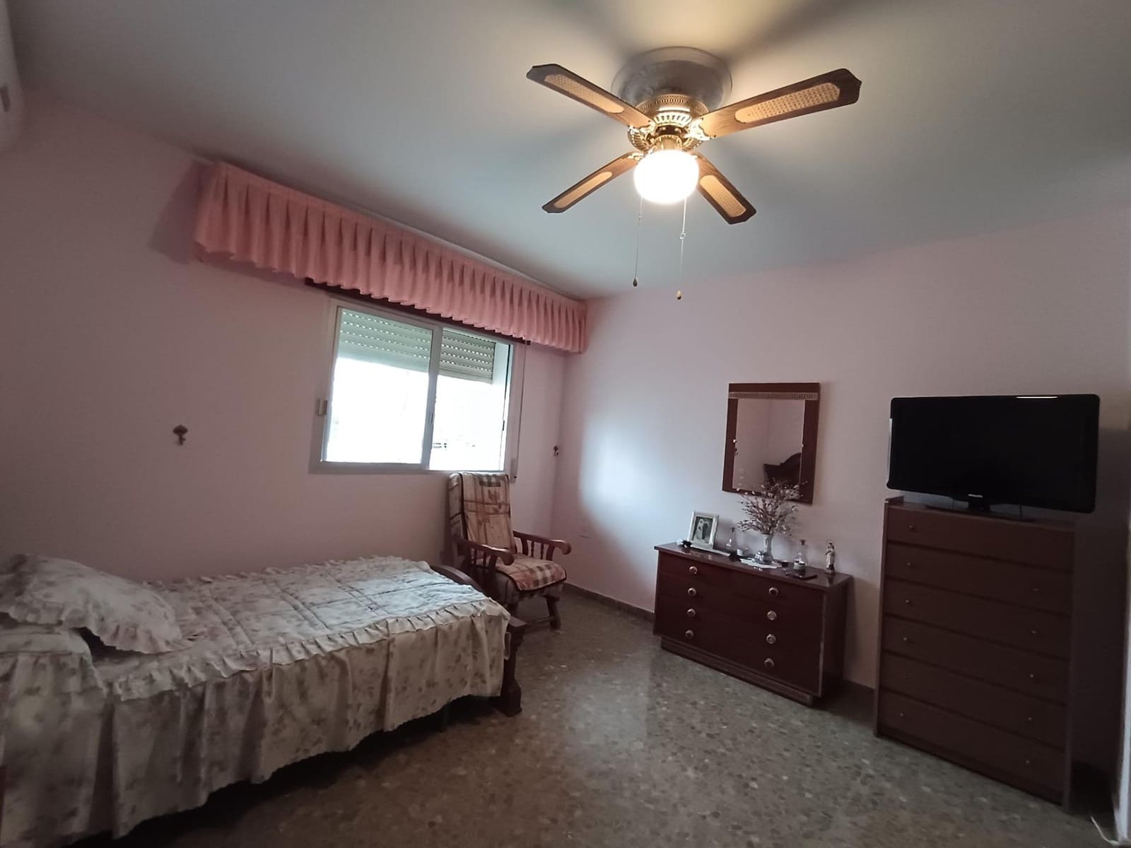 3 bedroom Villa for sale in Malaga city - € 428,500 (Ref: 10155350)