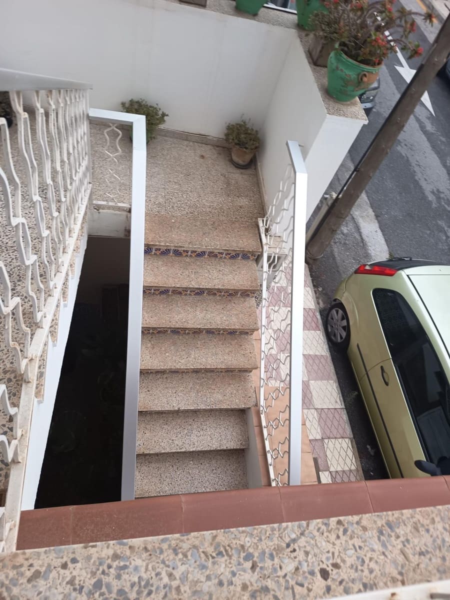 3 bedroom Villa for sale in Malaga city - € 428,500 (Ref: 10155350)