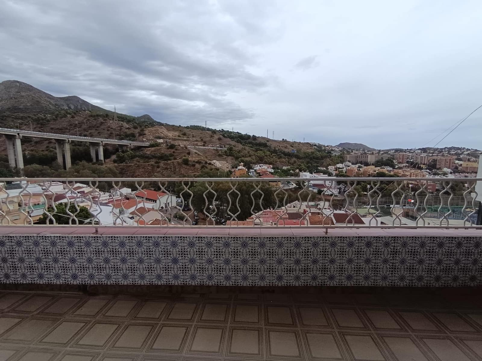 3 bedroom Villa for sale in Malaga city - € 428,500 (Ref: 10155350)