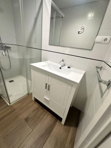 1 makuuhuone Ranta-asunto myytävänä paikassa La Cala del Moral, Rincón de la Victoria - 218 000 € (Ref: 10157746)