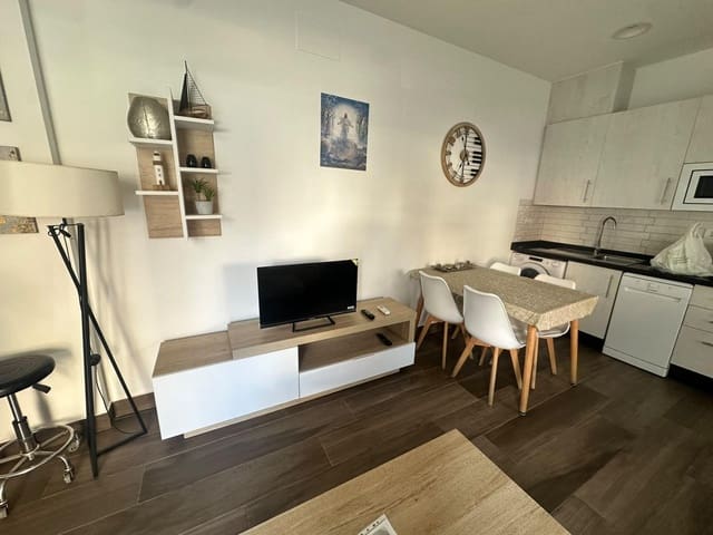 1 makuuhuone Ranta-asunto myytävänä paikassa La Cala del Moral, Rincón de la Victoria - 218 000 € (Ref: 10157746)