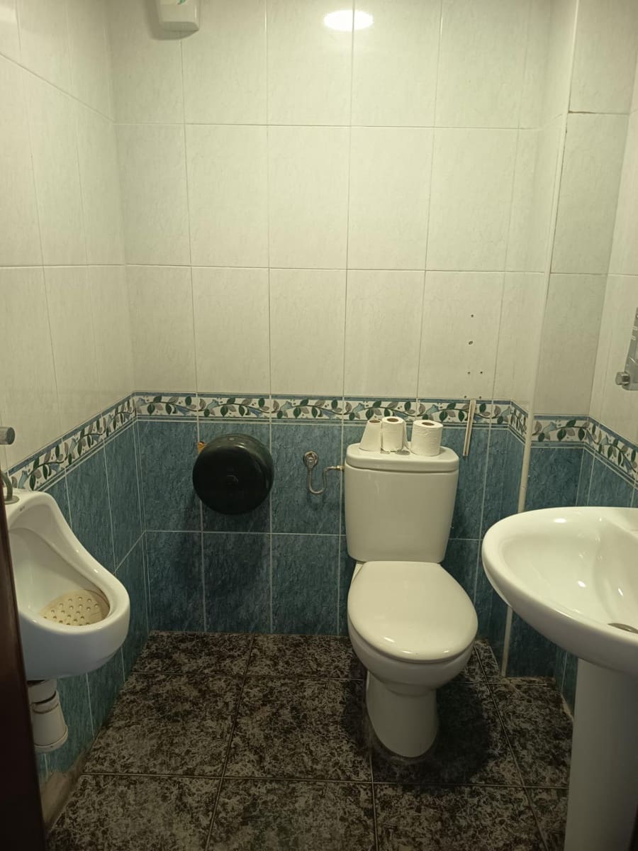 Komercyjne na sprzedaż w Miasto Malaga - 425 000 € (Ref: 10159808)