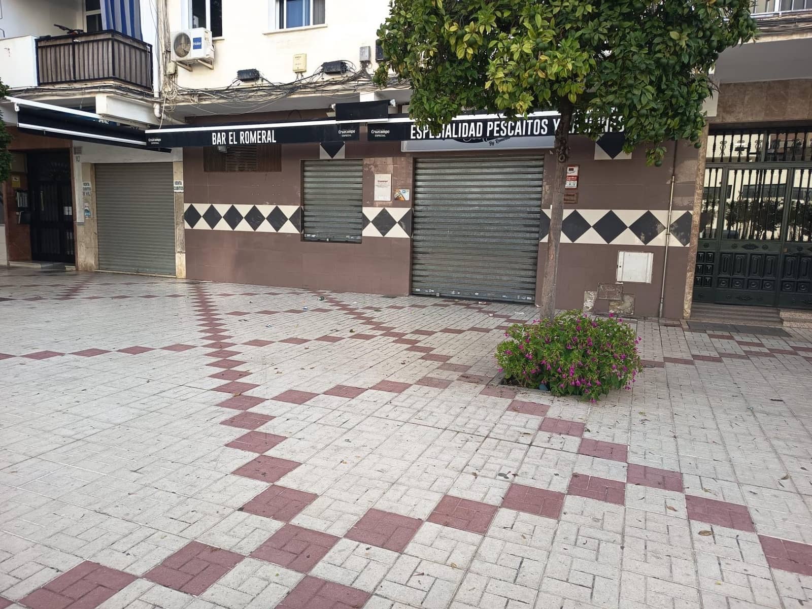 Komercyjne na sprzedaż w Miasto Malaga - 425 000 € (Ref: 10159808)