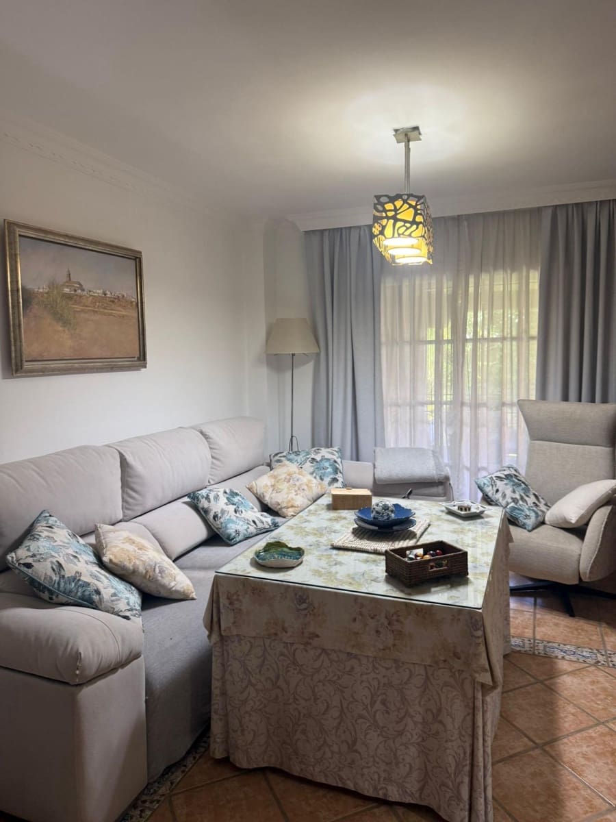 3 slaapkamer Rijtjeshuis te koop in Rincon de la Victoria met zwembad garage - € 550.000 (Ref: 10161583)