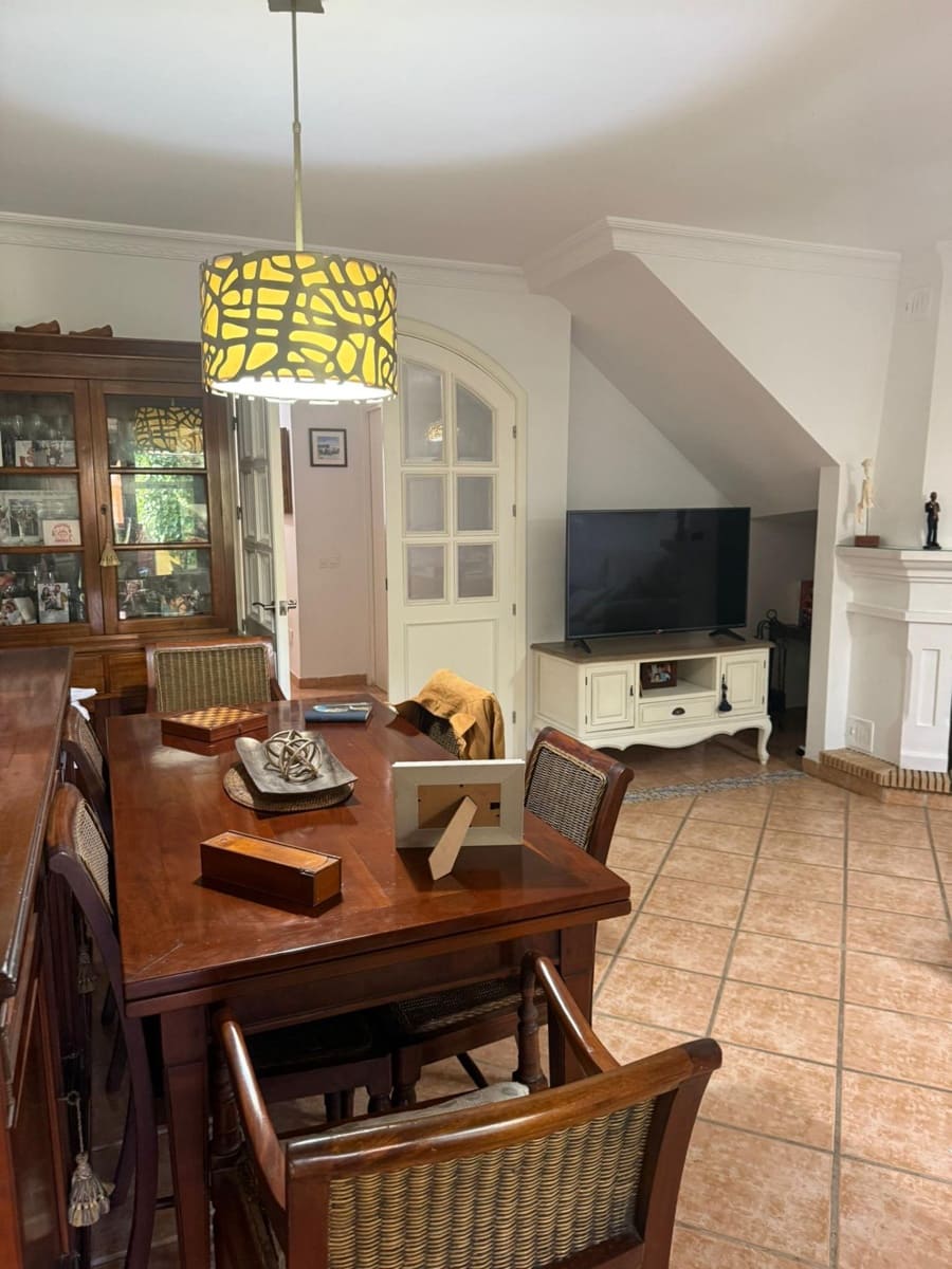 3 slaapkamer Rijtjeshuis te koop in Rincon de la Victoria met zwembad garage - € 550.000 (Ref: 10161583)