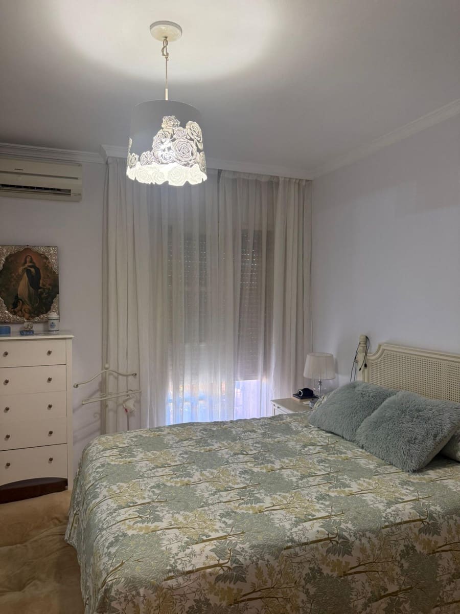 3 slaapkamer Rijtjeshuis te koop in Rincon de la Victoria met zwembad garage - € 550.000 (Ref: 10161583)