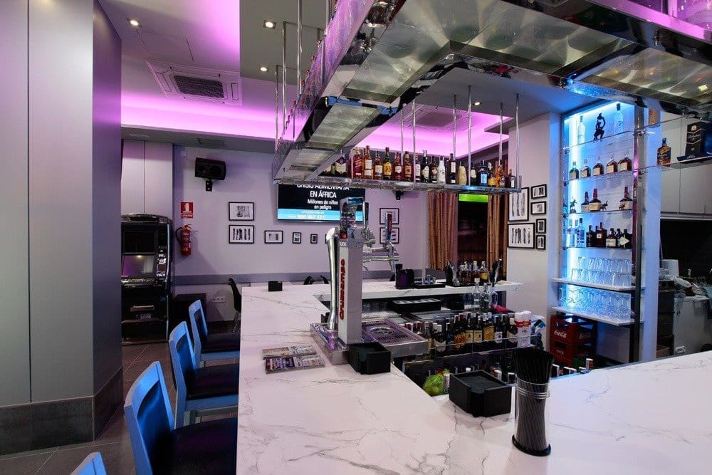 Komercyjne na sprzedaż w Miasto Malaga - 495 000 € (Ref: 7079696)