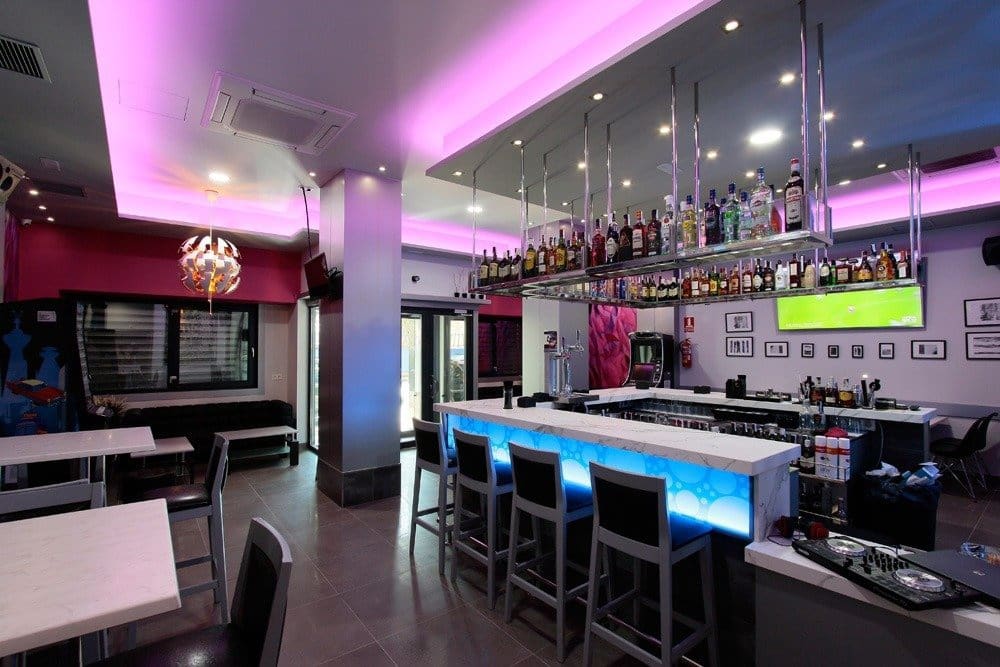 Komercyjne na sprzedaż w Miasto Malaga - 495 000 € (Ref: 7079696)