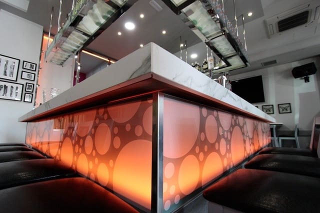 Komercyjne na sprzedaż w Miasto Málaga - 495 000 € (Ref: 7079696)