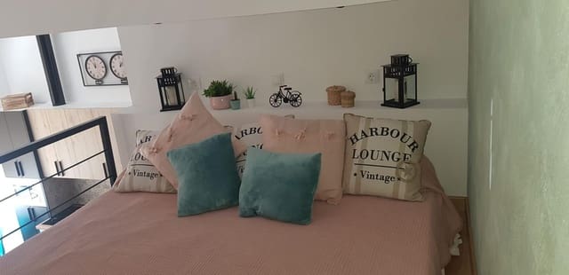 Studio att hyra i Santa Paula, Málaga stad - 900 € (Ref: 7840507)