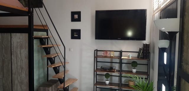 Studio att hyra i Santa Paula, Málaga stad - 900 € (Ref: 7840507)