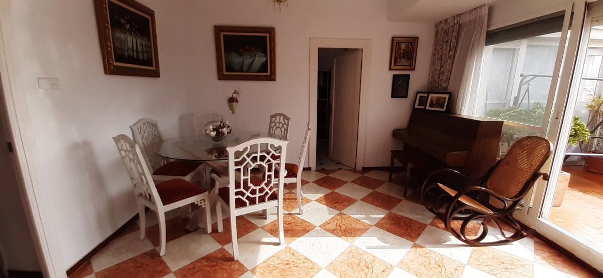 5 sovrum Takvåning till salu i Malaga stad - 467 000 € (Ref: 8078831)