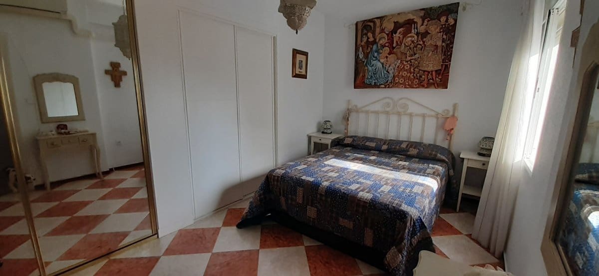 5 sovrum Takvåning till salu i Malaga stad - 467 000 € (Ref: 8078831)