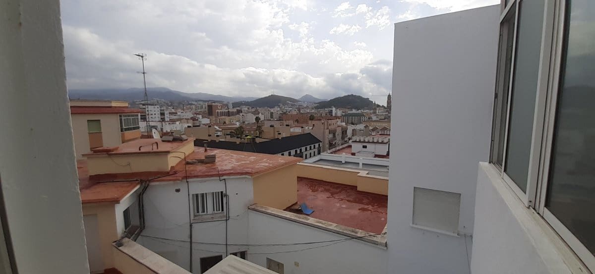 5 sovrum Takvåning till salu i Malaga stad - 467 000 € (Ref: 8078831)