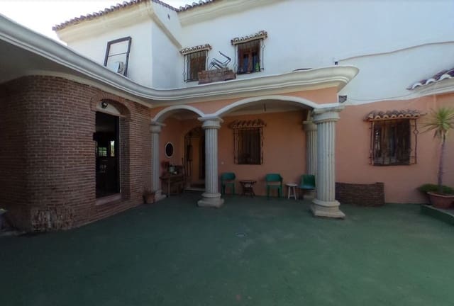 8 soveværelse Villa til salg i El Candado, Málaga by med swimmingpool garage - € 1.950.000 (Ref: 8078840)