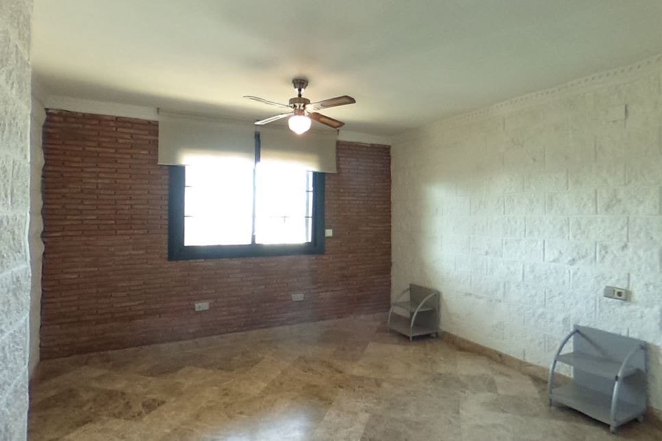 8 soveværelse Villa til salg i Malaga by med swimmingpool garage - € 1.950.000 (Ref: 8078840)