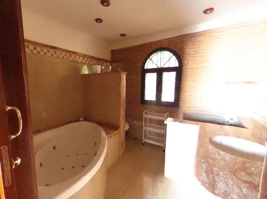 8 soveværelse Villa til salg i Malaga by med swimmingpool garage - € 1.950.000 (Ref: 8078840)