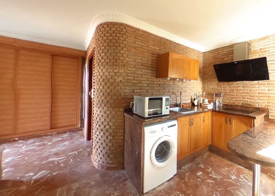 8 soveværelse Villa til salg i Malaga by med swimmingpool garage - € 1.950.000 (Ref: 8078840)