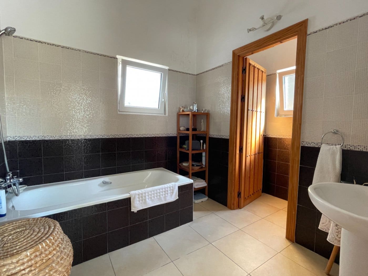 4 soveværelse Villa til salg i Rio Bermuza med garage - € 479.000 (Ref: 8078844)