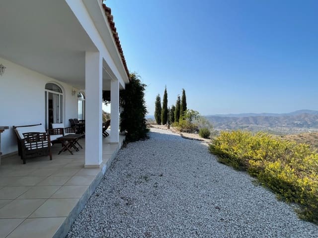 4 sovrum Villa till salu i Río Bermuza, Canillas de Aceituno med garage - 479 000 € (Ref: 8078844)