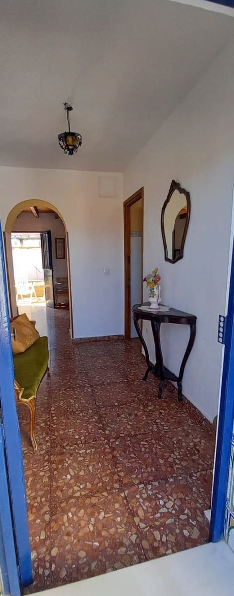 4 soveværelse Byhus til salg i Cutar med swimmingpool - € 185.500 (Ref: 8078852)