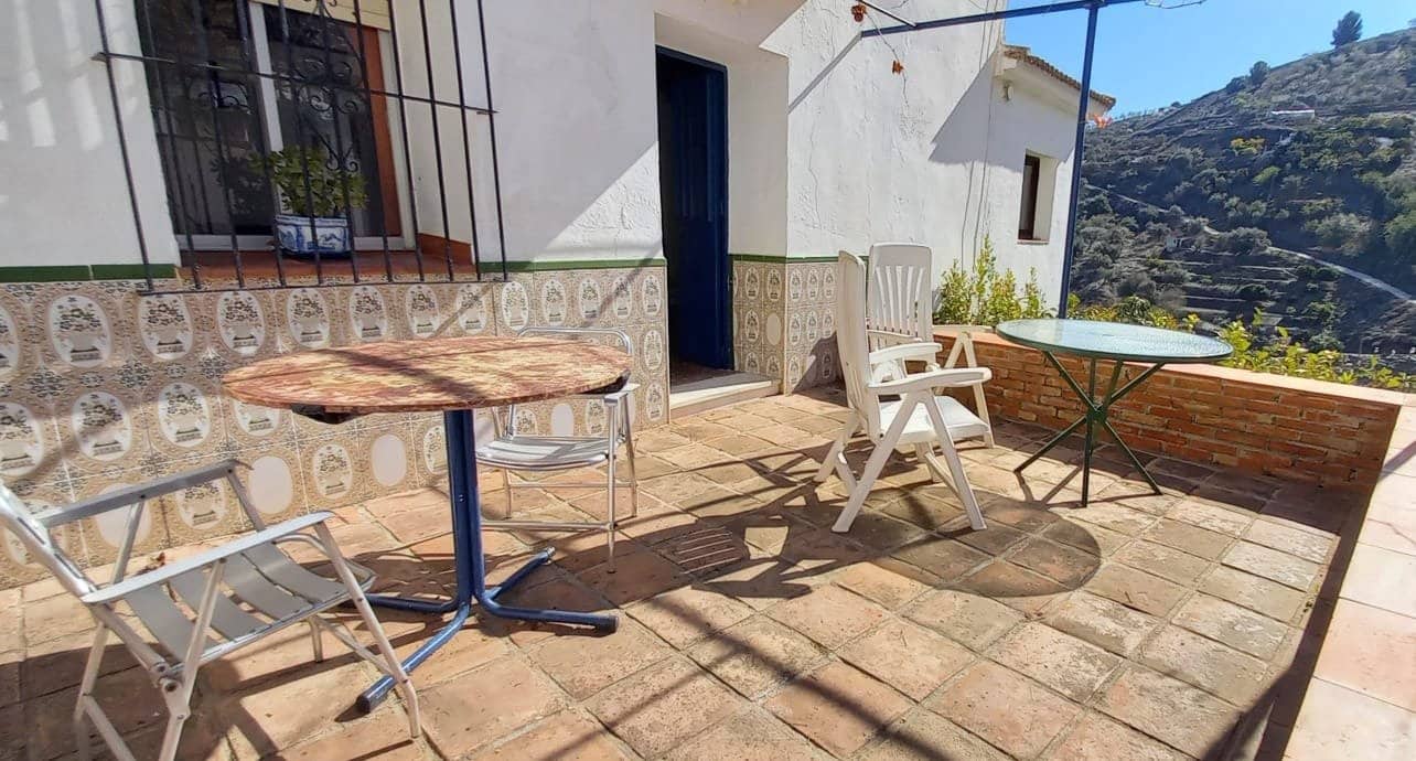 4 soveværelse Byhus til salg i Cutar med swimmingpool - € 185.500 (Ref: 8078852)