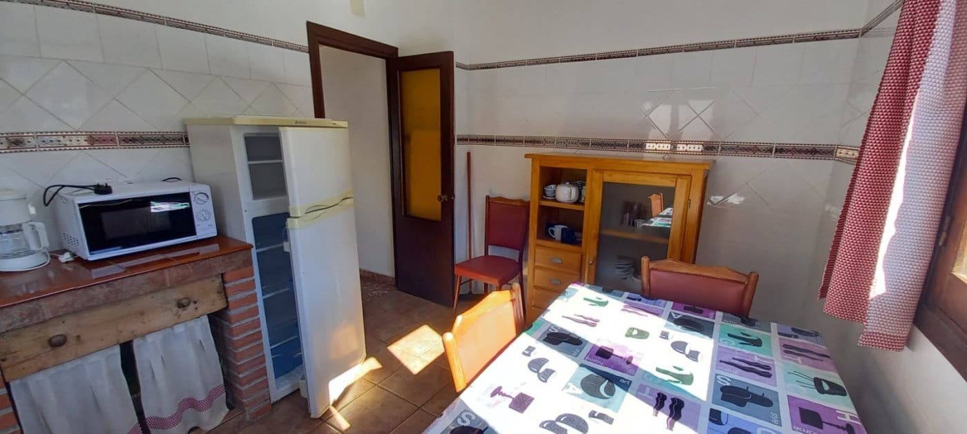 4 soveværelse Byhus til salg i Cutar med swimmingpool - € 185.500 (Ref: 8078852)