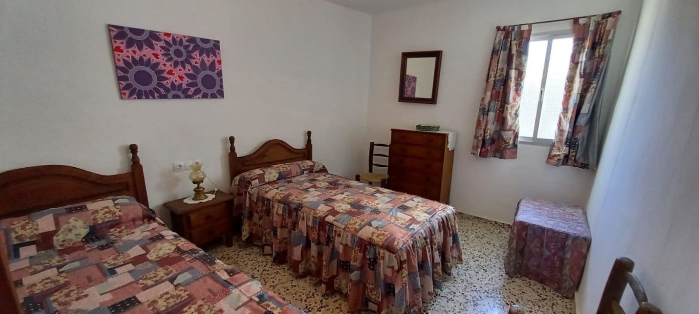 4 soveværelse Byhus til salg i Cutar med swimmingpool - € 185.500 (Ref: 8078852)